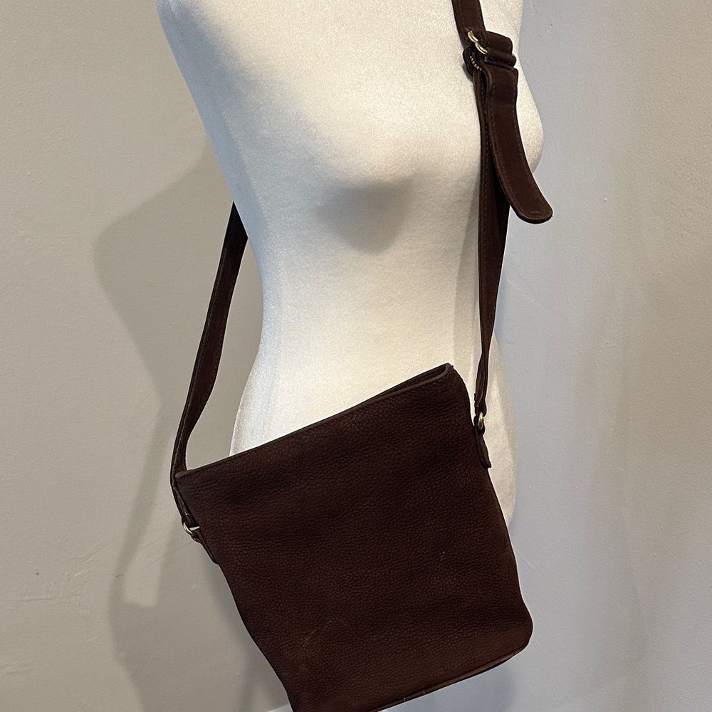 Vintage Coach 4933 nubuck bucket bag